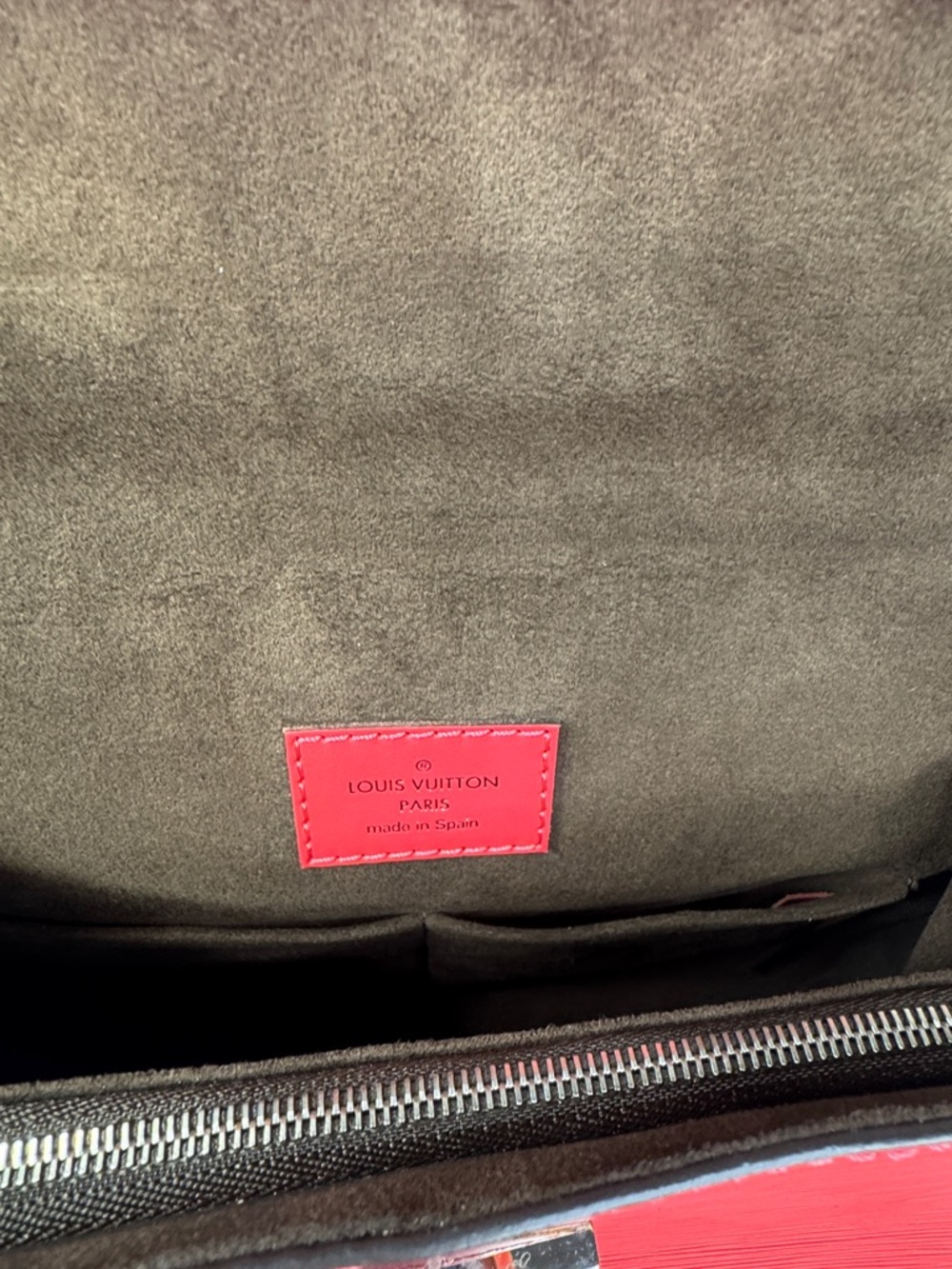 Louis Vuitton Cluny BB Pink Epi Leather + Strap - Picture 11 of 16